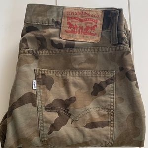 Levi’s 511 Camo Jeans size 32/32